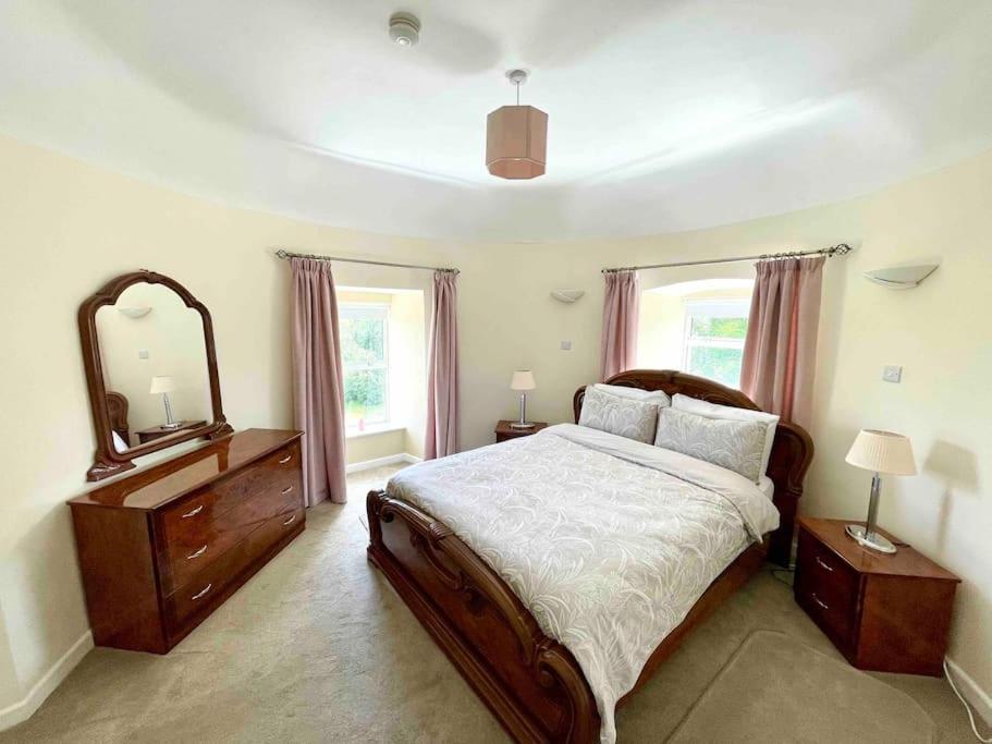 Beautiful Farmhouse An Hour'S Drive From Four Irish Cities Clonmel Exterior foto